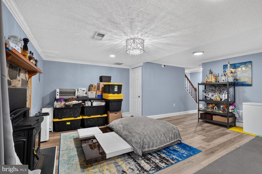 7372 STREAM WAY