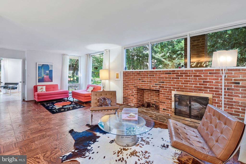 2313 GLASGOW ROAD