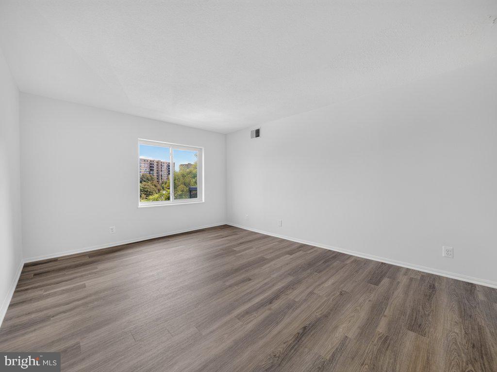 8370 GREENSBORO DRIVE Unit: 411