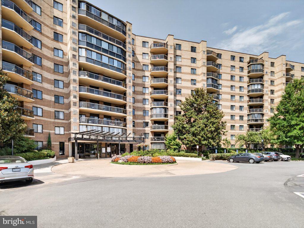 8370 GREENSBORO DRIVE Unit: 411