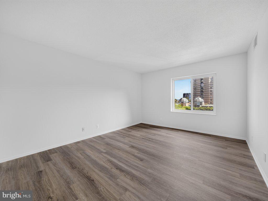 8370 GREENSBORO DRIVE Unit: 411