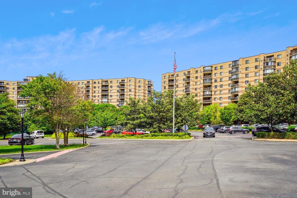 8370 GREENSBORO DRIVE Unit: 411