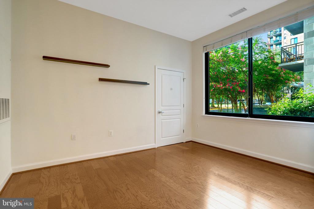 2451 MIDTOWN AVENUE Unit: 104