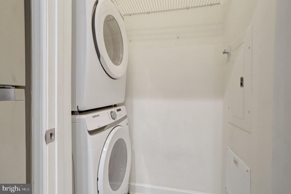 2451 MIDTOWN AVENUE Unit: 104