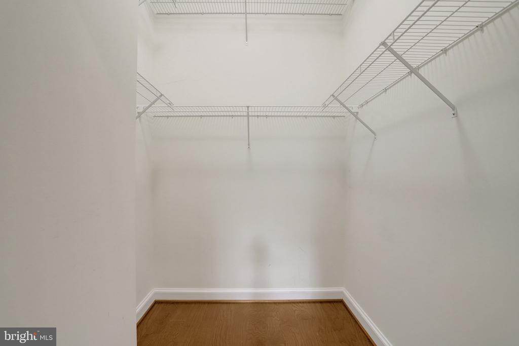 2451 MIDTOWN AVENUE Unit: 104