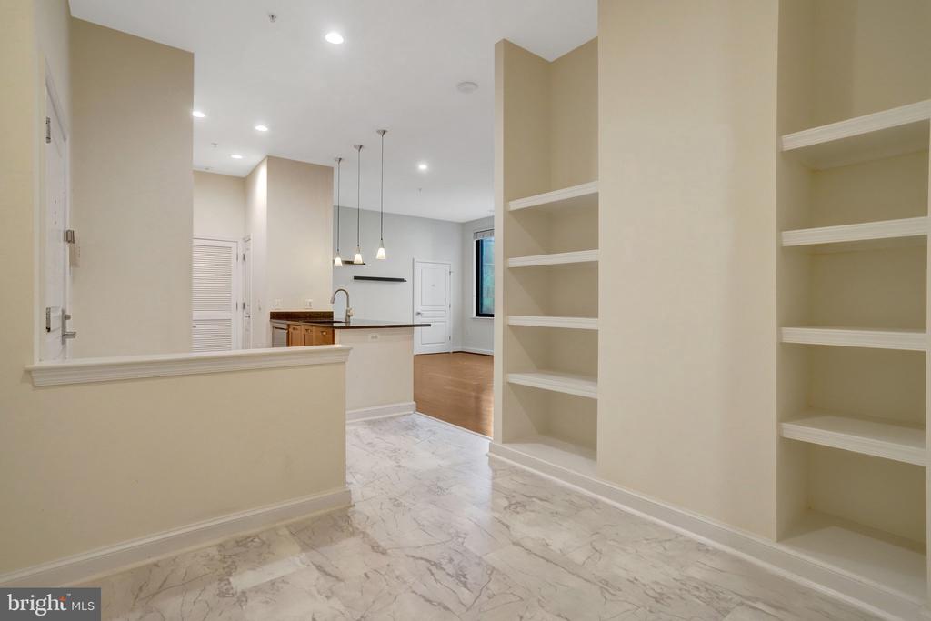 2451 MIDTOWN AVENUE Unit: 104