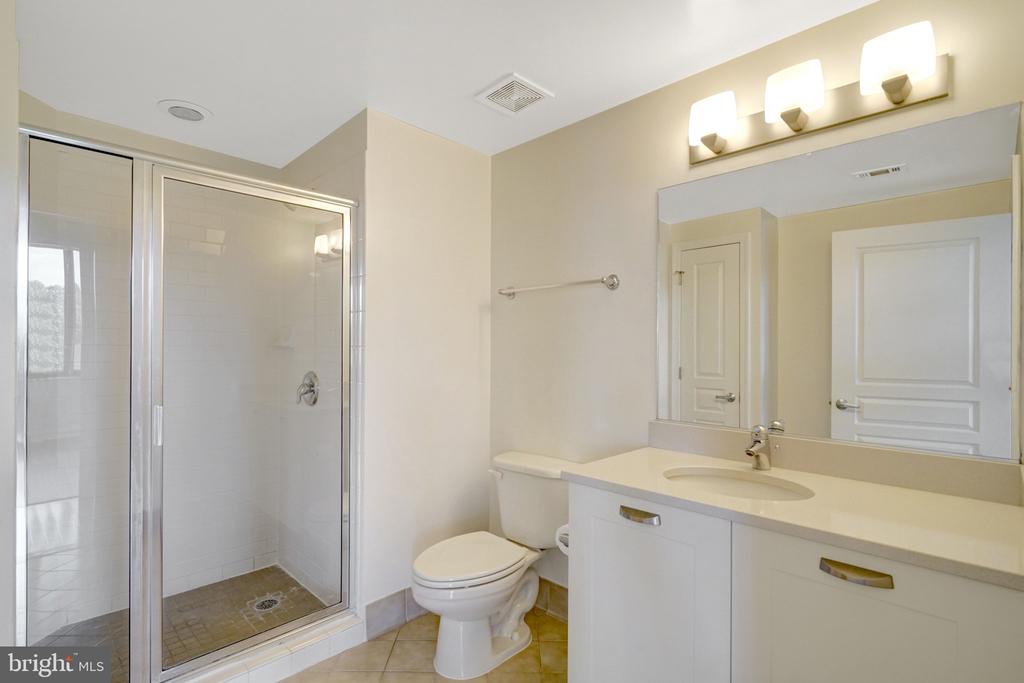 2451 MIDTOWN AVENUE Unit: 1319