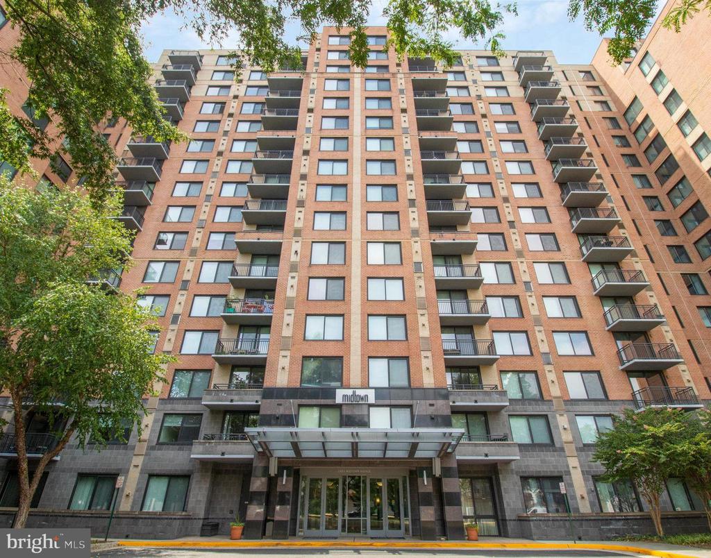 2451 MIDTOWN AVENUE Unit: 1319
