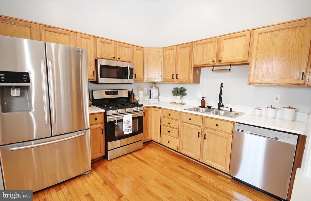 7522 SNOWPEA COURT Unit: 21