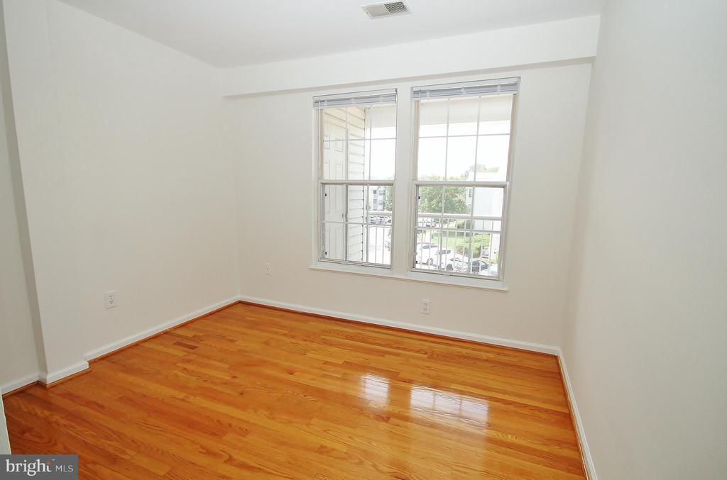 7522 SNOWPEA COURT Unit: 21