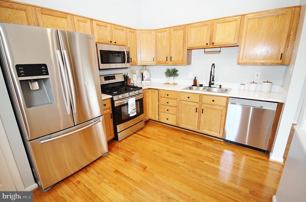 7522 SNOWPEA COURT Unit: 21