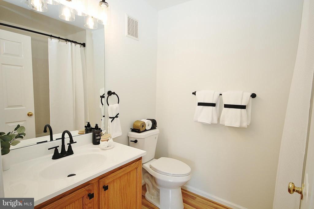 7522 SNOWPEA COURT Unit: 21