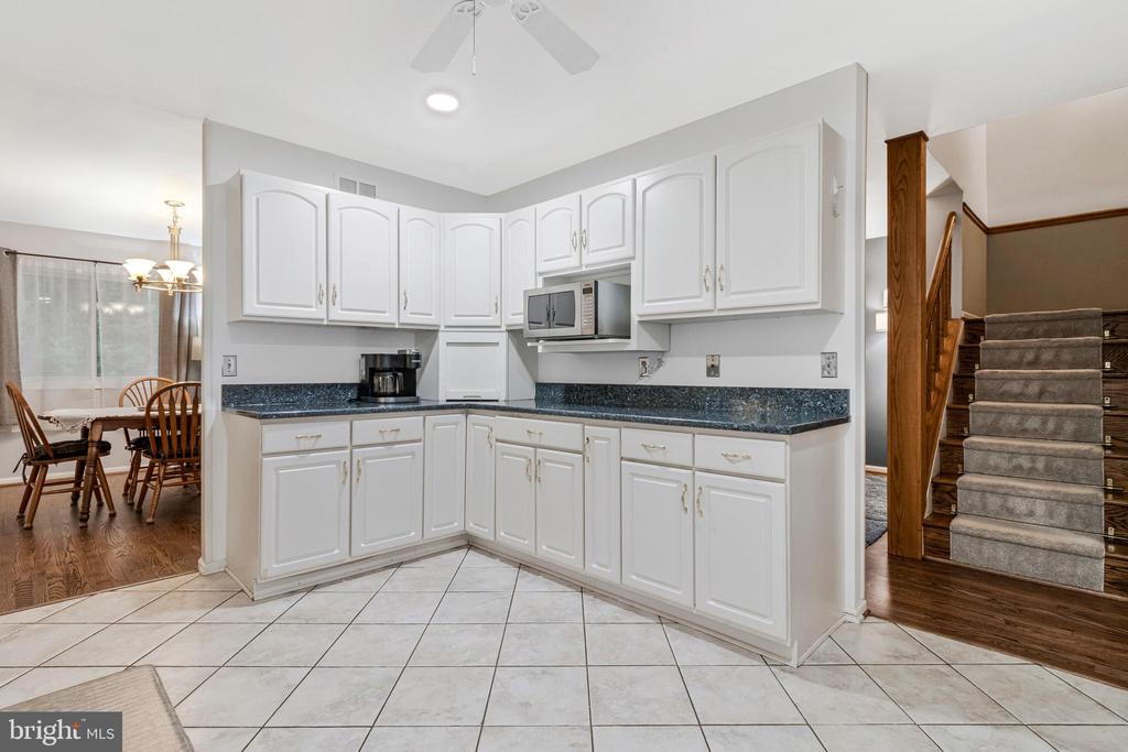 5804 CANVASBACK ROAD