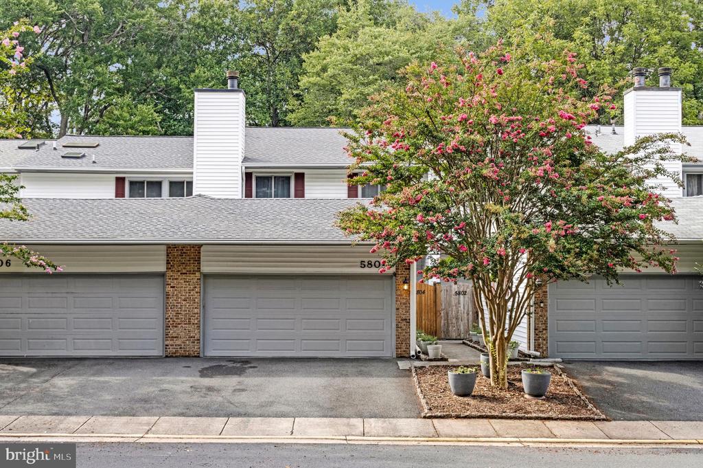 5804 CANVASBACK ROAD