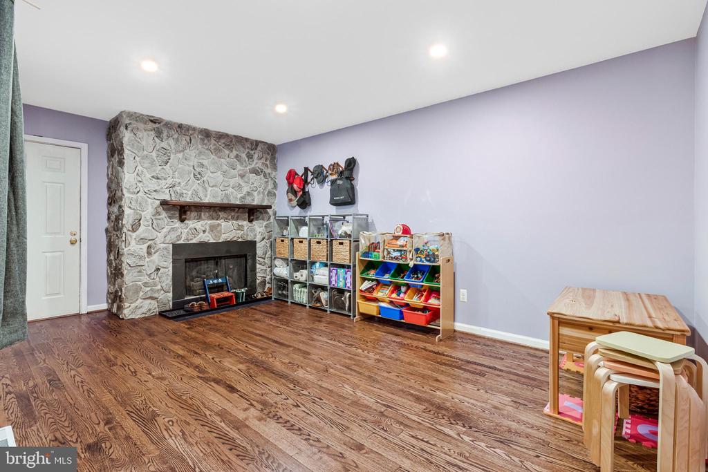 5804 CANVASBACK ROAD