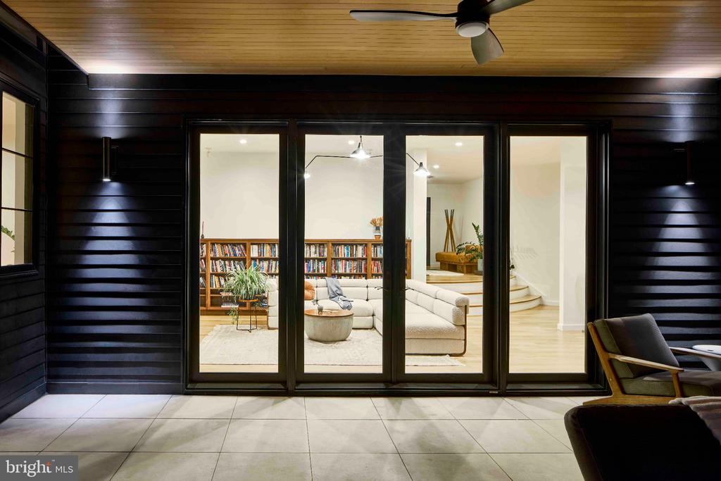1312 MERCHANT LANE