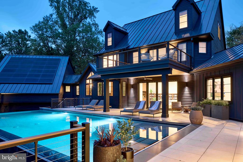 1312 MERCHANT LANE