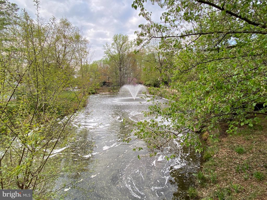 8370 GREENSBORO DRIVE Unit: 516