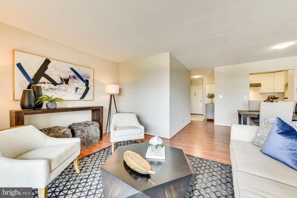 8370 GREENSBORO DRIVE Unit: 516