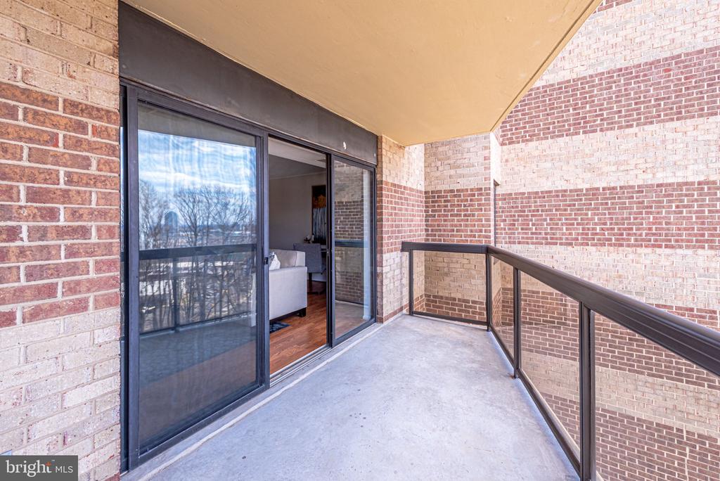 8370 GREENSBORO DRIVE Unit: 516