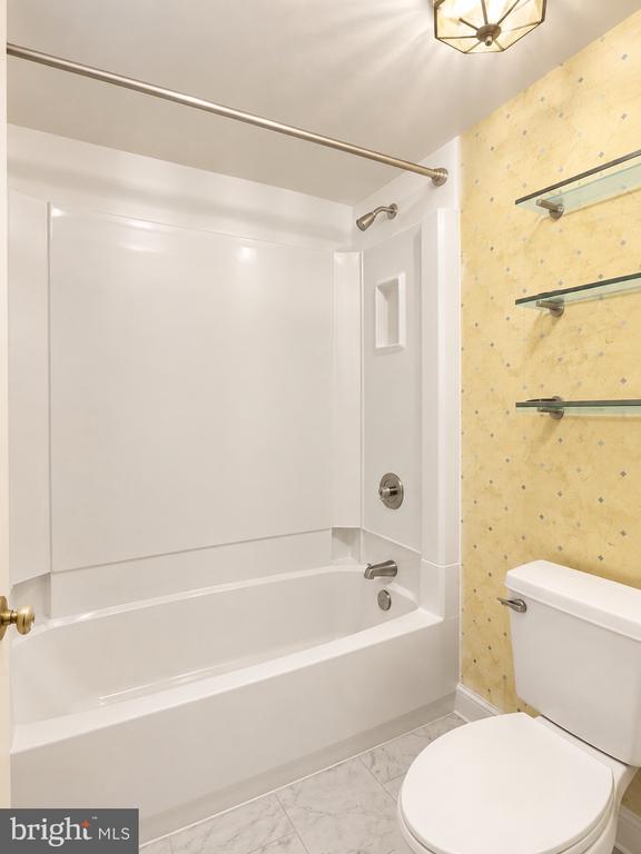 8360 GREENSBORO DRIVE Unit: 114