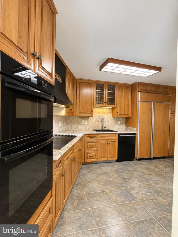 8360 GREENSBORO DRIVE Unit: 114