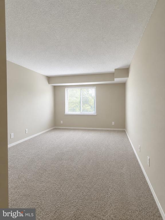 8360 GREENSBORO DRIVE Unit: 322
