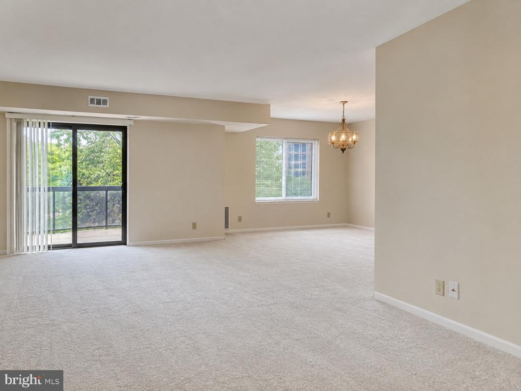 8360 GREENSBORO DRIVE Unit: 322