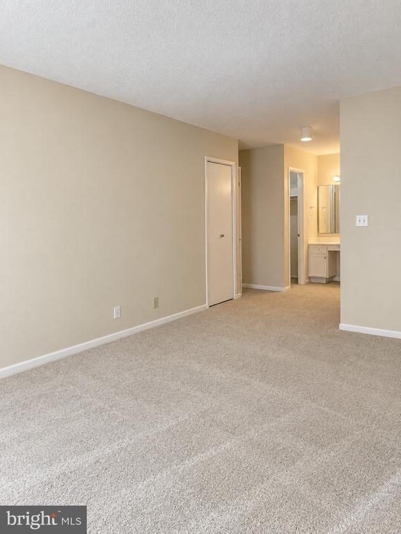 8360 GREENSBORO DRIVE Unit: 322
