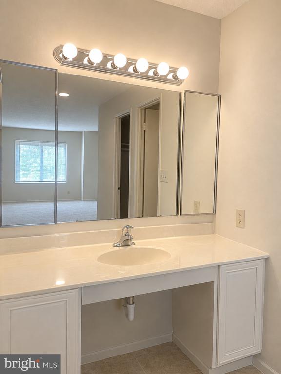 8360 GREENSBORO DRIVE Unit: 322