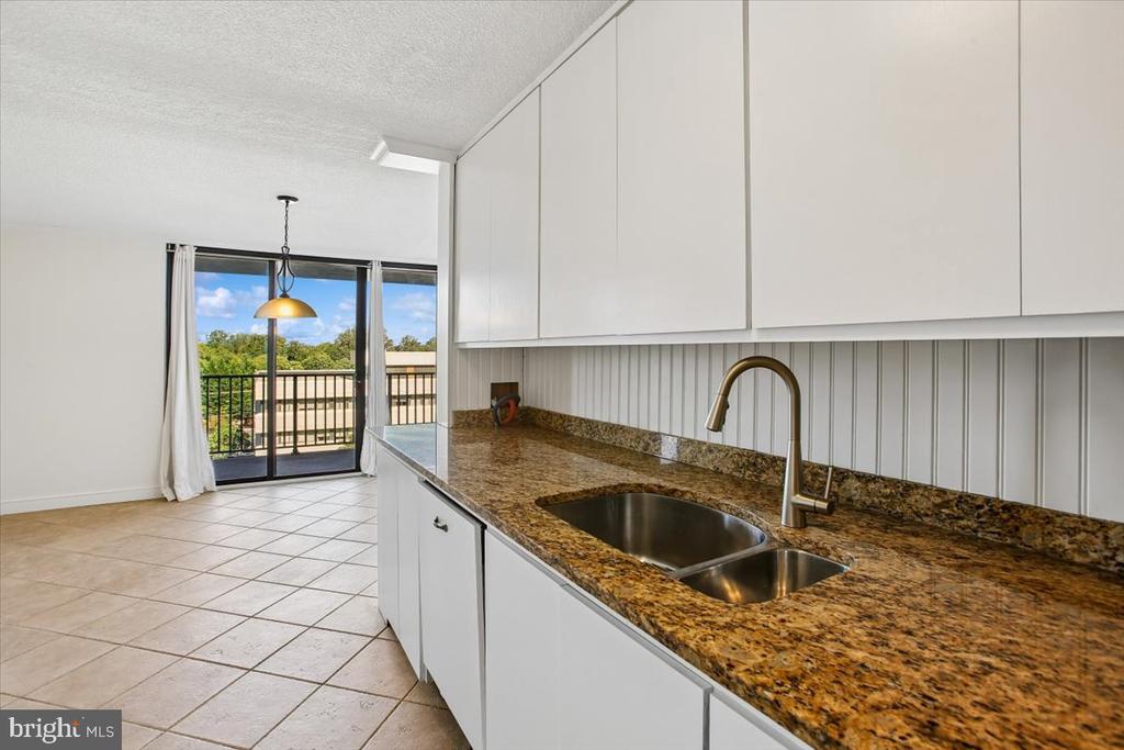 6800 FLEETWOOD ROAD Unit: 515