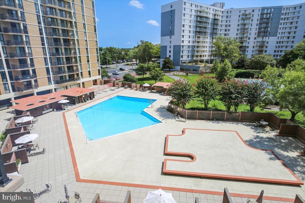 6800 FLEETWOOD ROAD Unit: 515
