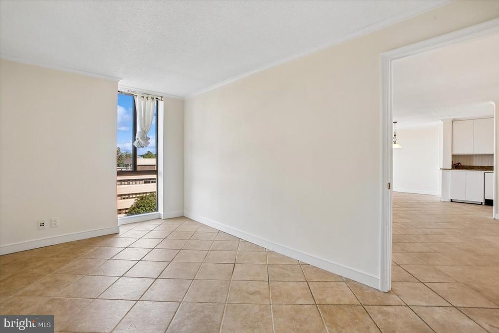 6800 FLEETWOOD ROAD Unit: 515