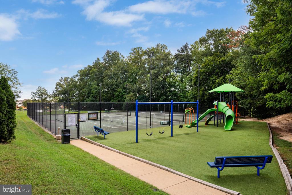 6537 GRANGE LANE Unit: 303