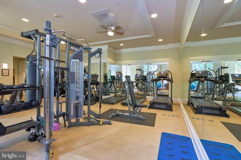 8220 CRESTWOOD HEIGHTS DRIVE Unit: 216