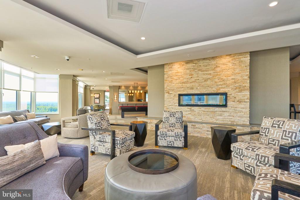 8220 CRESTWOOD HEIGHTS DRIVE Unit: 216