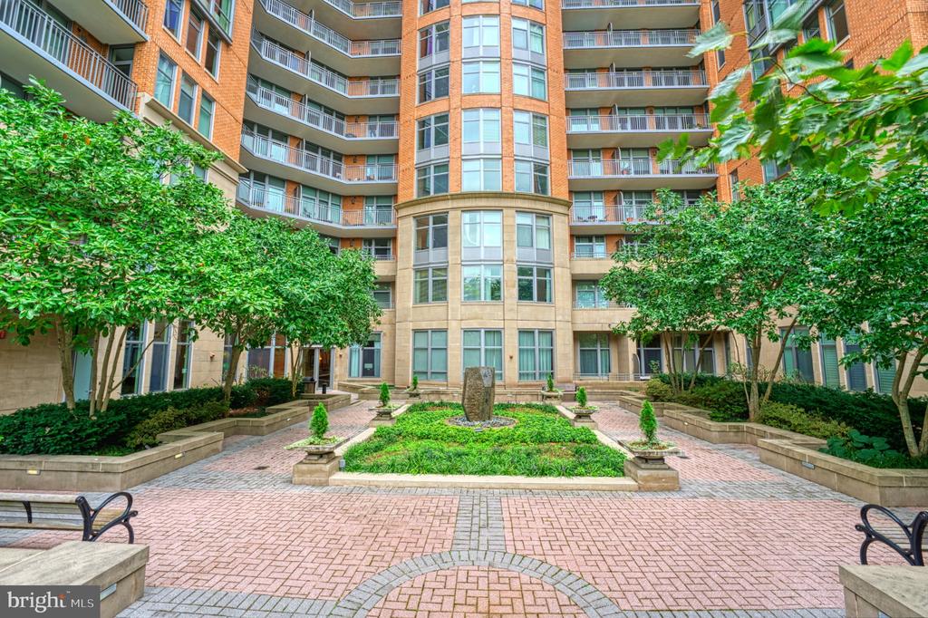 8220 CRESTWOOD HEIGHTS DRIVE Unit: 216