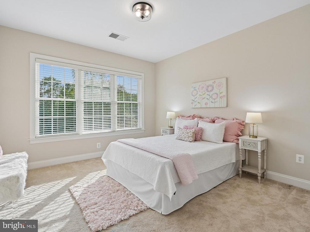 3059 PURPLE MARTIN PLACE