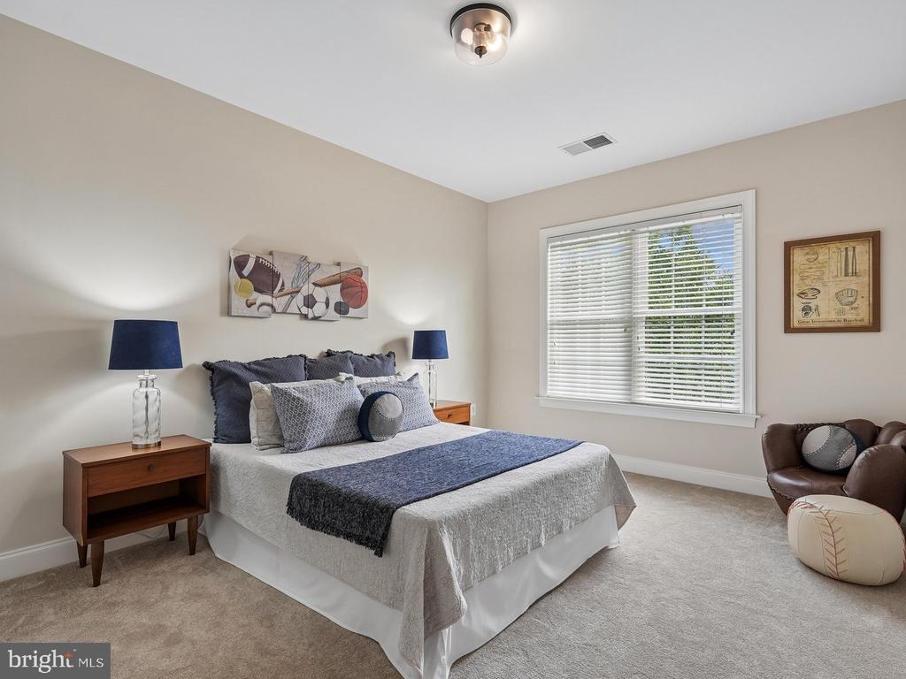 3059 PURPLE MARTIN PLACE