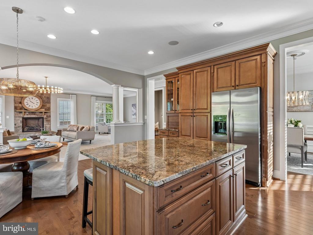 3059 PURPLE MARTIN PLACE