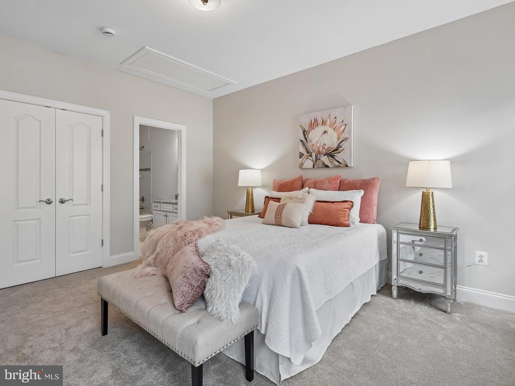 3059 PURPLE MARTIN PLACE