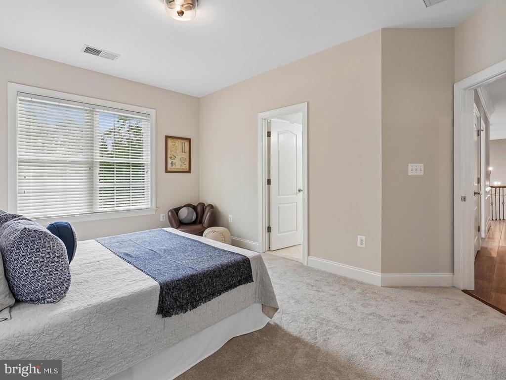 3059 PURPLE MARTIN PLACE