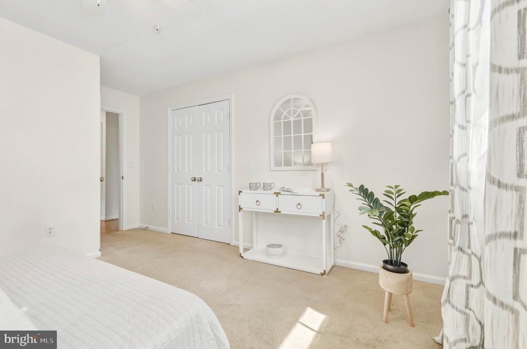 12001 TALIESIN PLACE Unit: 35