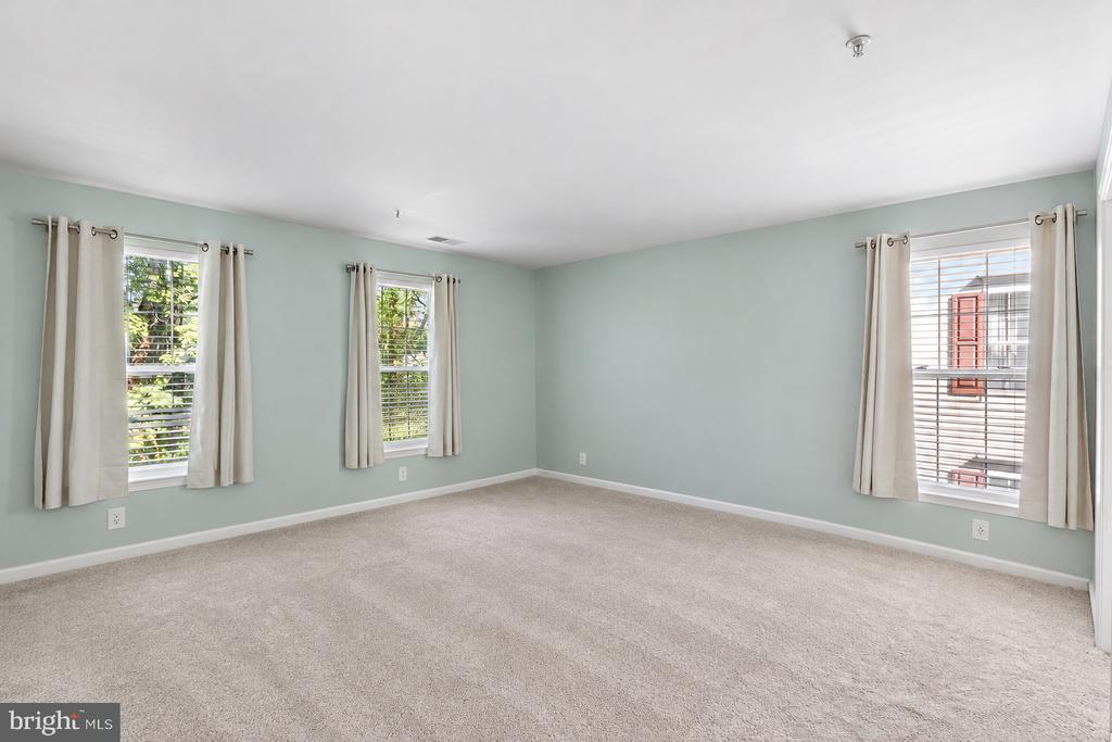 7532 COXTON COURT Unit: G-127