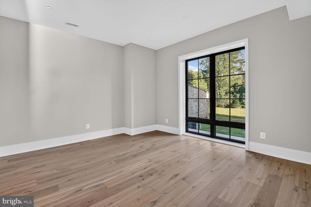 1306 BALLANTRAE COURT