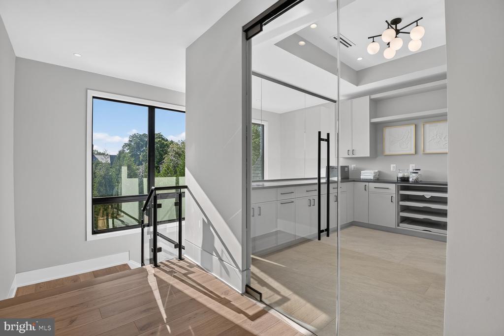 1306 BALLANTRAE COURT
