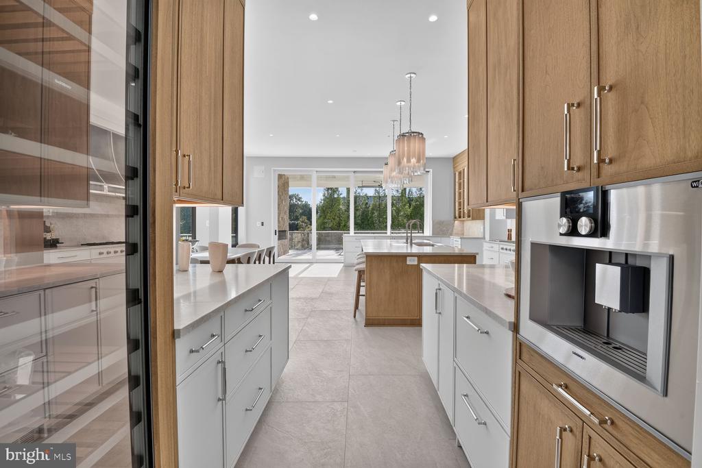 1306 BALLANTRAE COURT