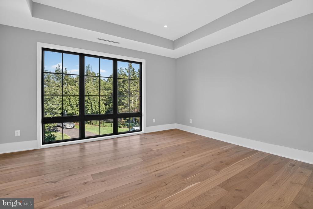 1306 BALLANTRAE COURT