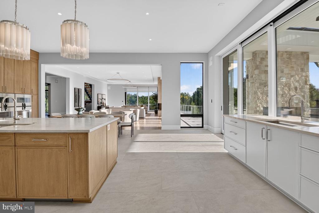 1306 BALLANTRAE COURT