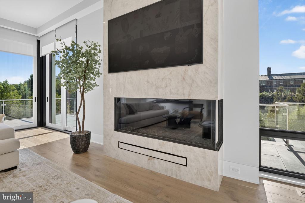 1306 BALLANTRAE COURT